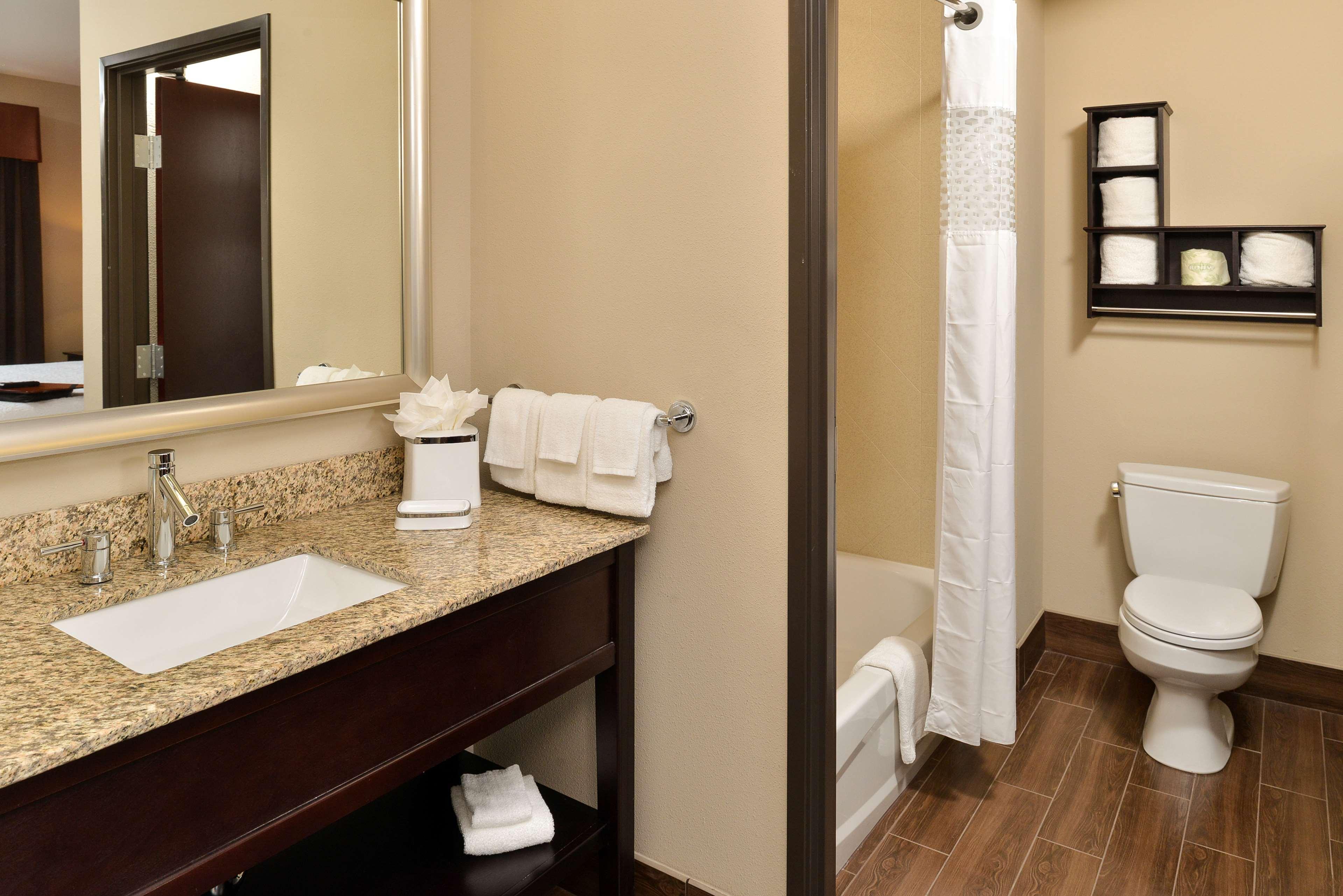 Hampton Inn & Suites Harvey New Orleans Westbank Bagian luar foto