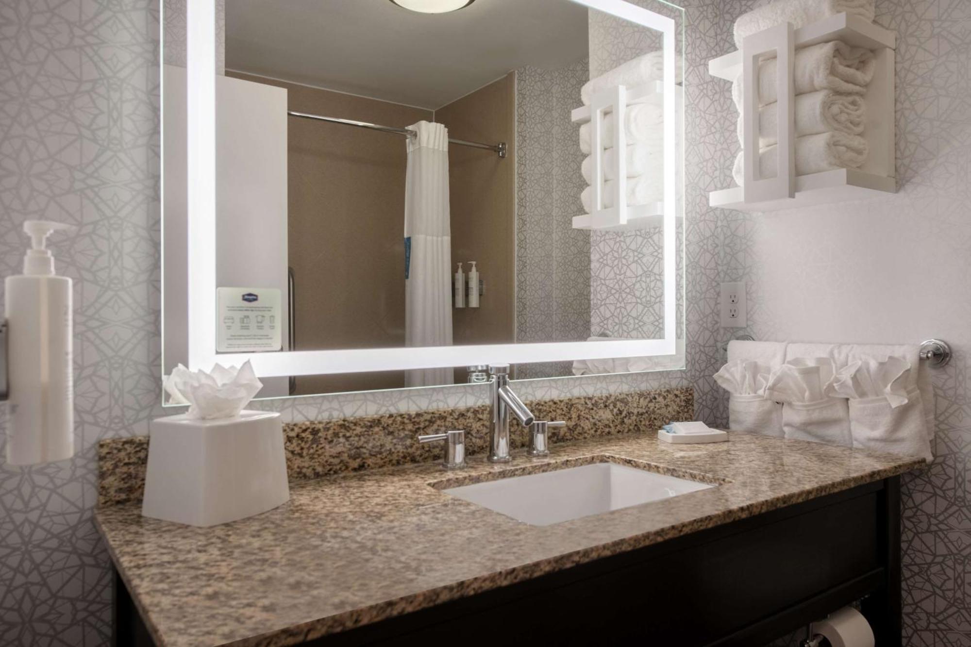 Hampton Inn & Suites Harvey New Orleans Westbank Bagian luar foto